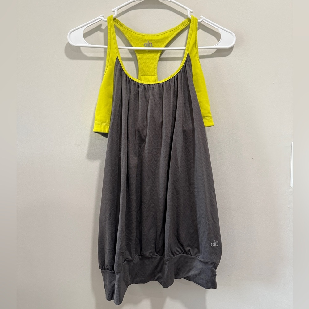 Alo Yoga 2-in-1 yellow and gray sports bra tank top